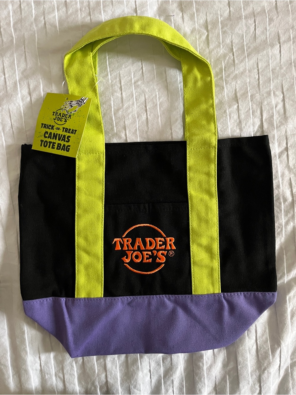 🎃 2026 NWT Full Set of 4 Trader Joe’s Halloween Mini Canvas Tote Bags - Picture 5 of 11